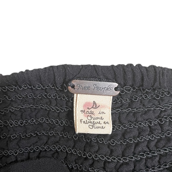 FREE PEOPLE Black Eyelet scalloped edge shorts - Picture 5 of 5